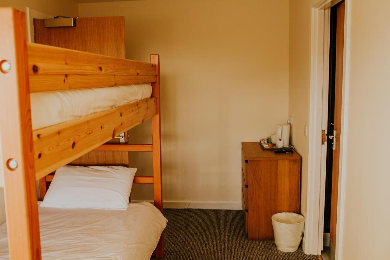 Uist Travel Accommodation Daliburgh  Dış mekan fotoğraf