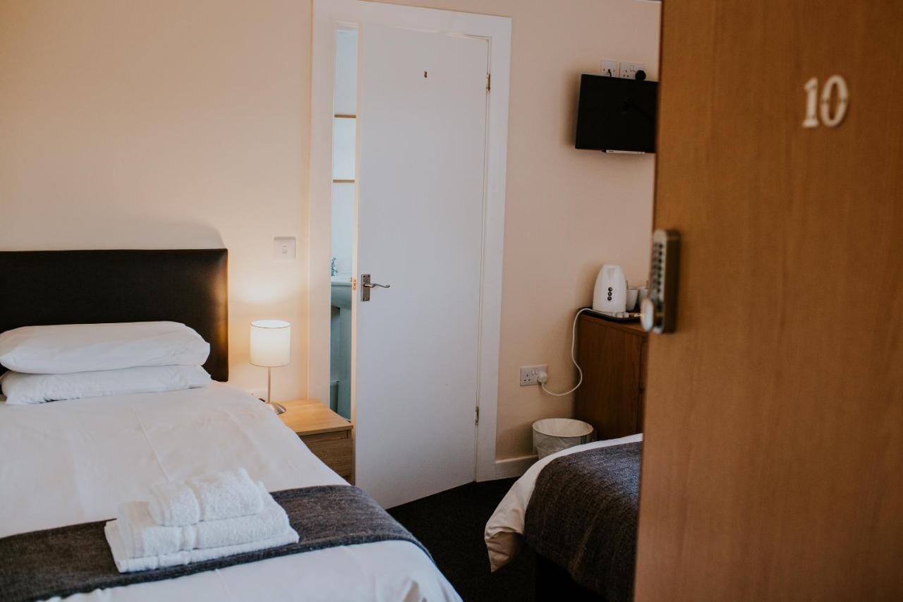 Uist Travel Accommodation Daliburgh  Dış mekan fotoğraf