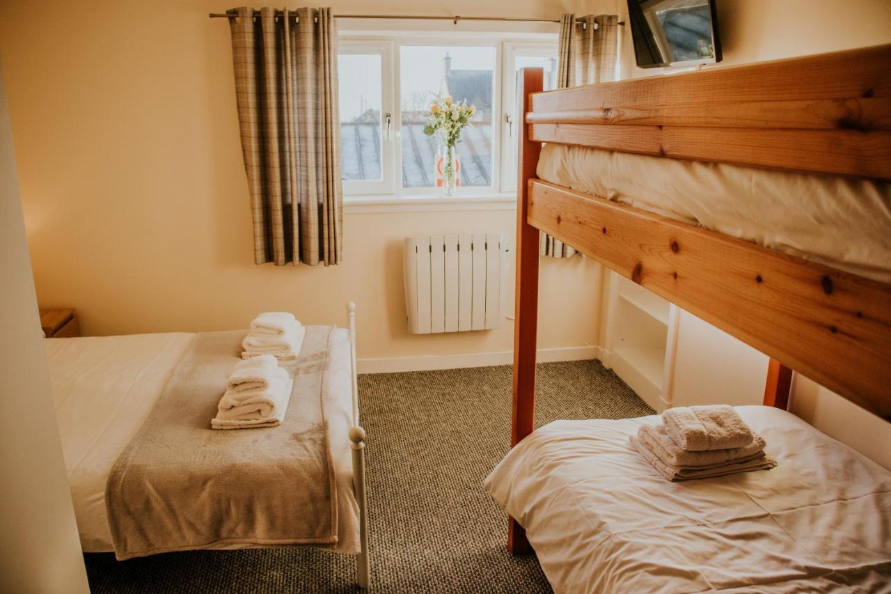 Uist Travel Accommodation Daliburgh  Dış mekan fotoğraf