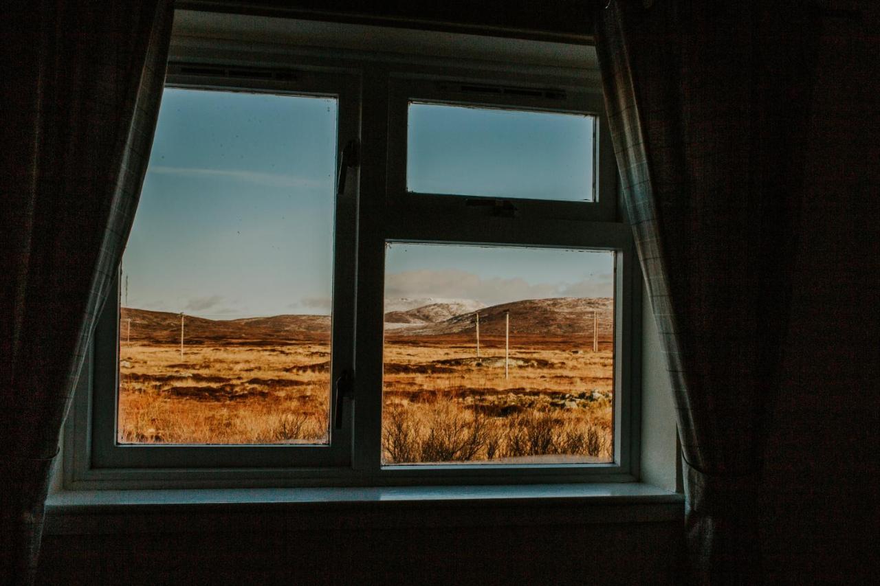 Uist Travel Accommodation Daliburgh  Dış mekan fotoğraf