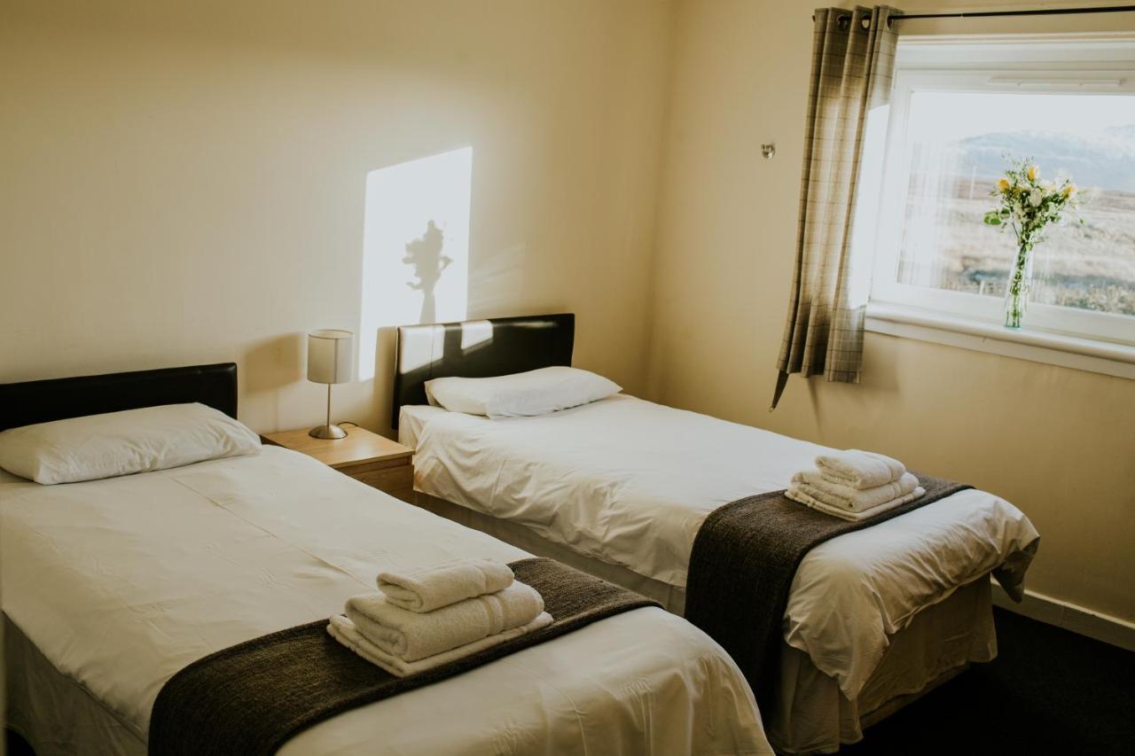 Uist Travel Accommodation Daliburgh  Dış mekan fotoğraf