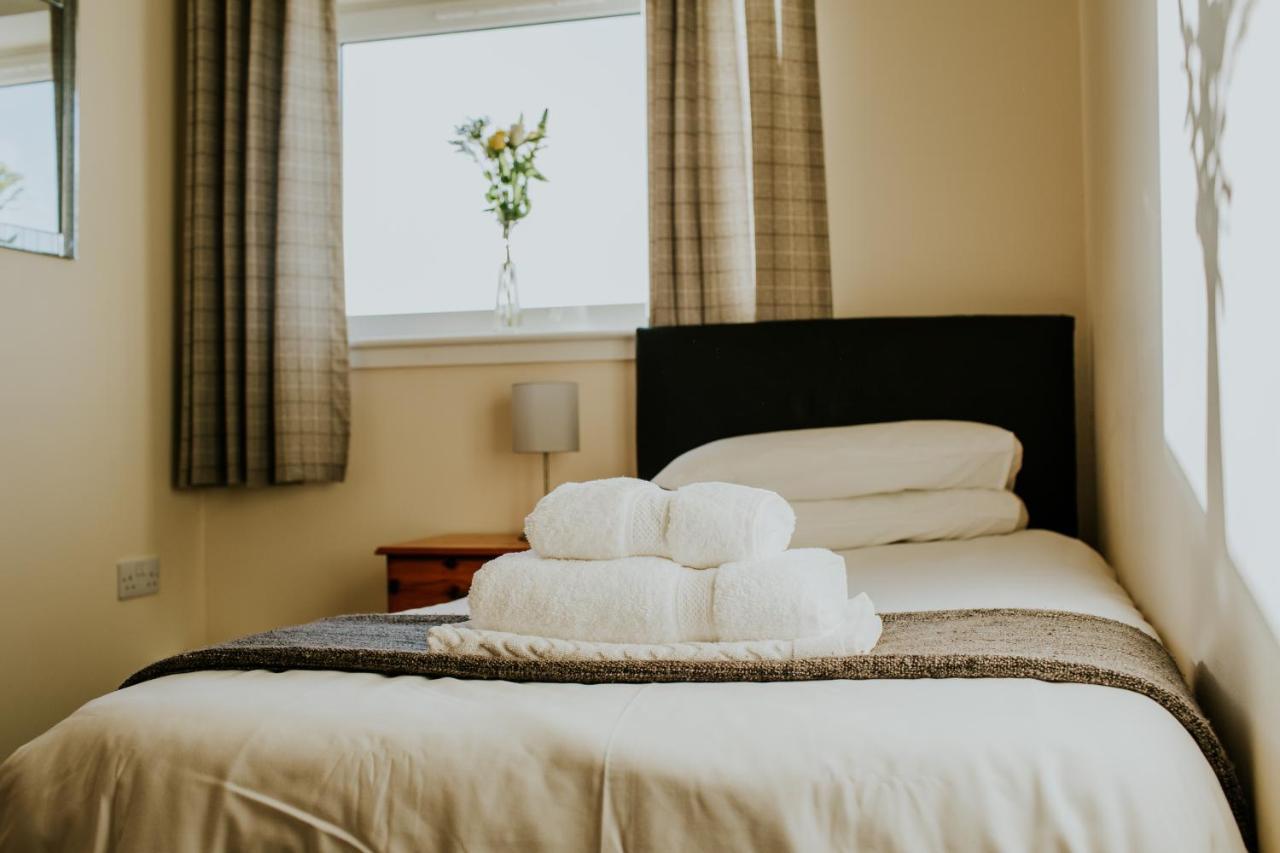Uist Travel Accommodation Daliburgh  Dış mekan fotoğraf