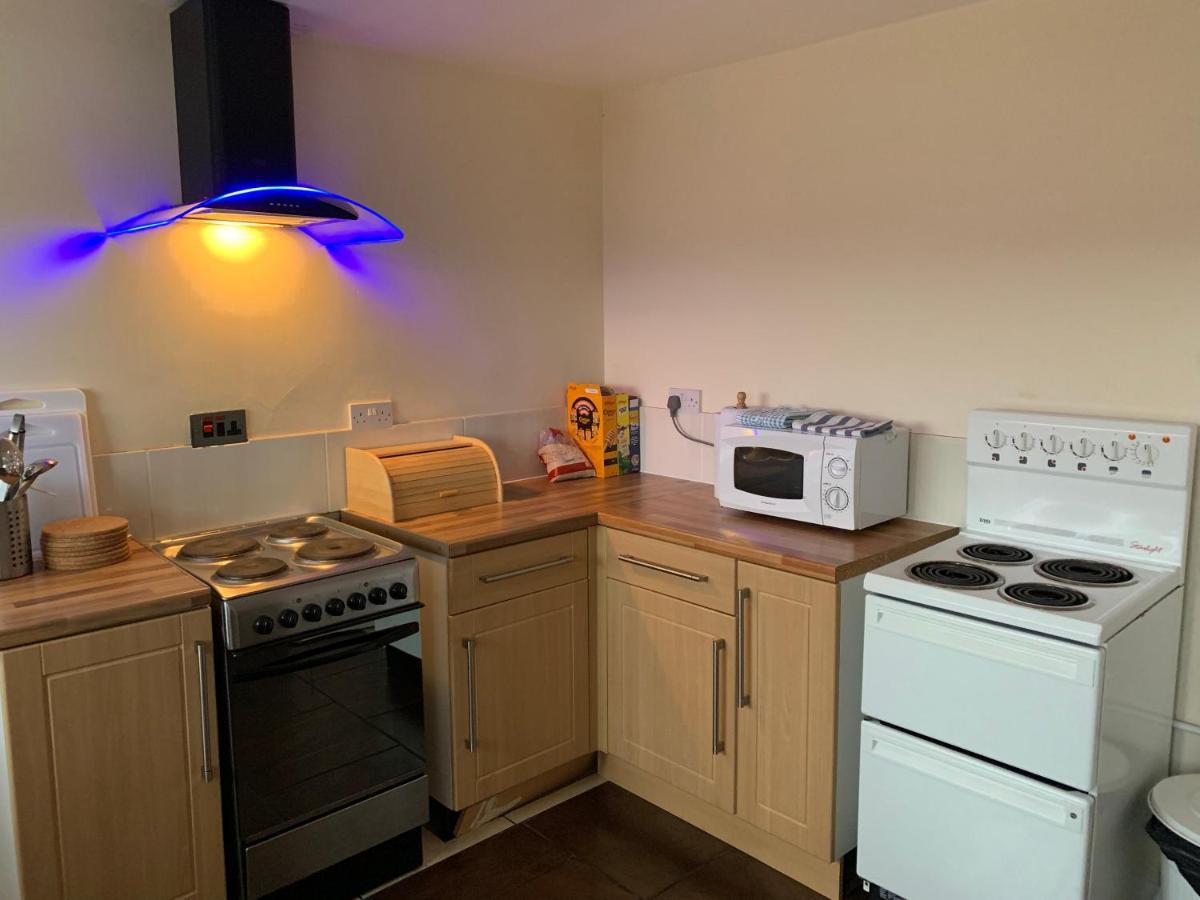 Uist Travel Accommodation Daliburgh  Dış mekan fotoğraf